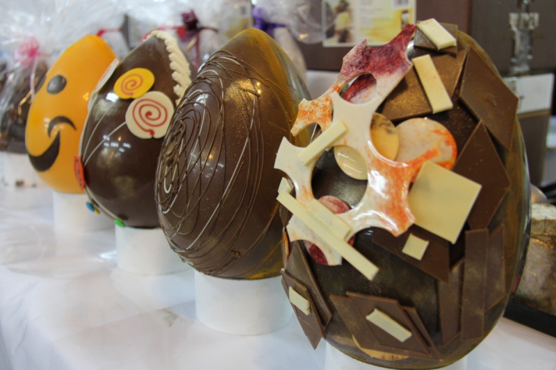 boulangerie-GRASSE-min_chocolate_factory_eggs_easter-897028